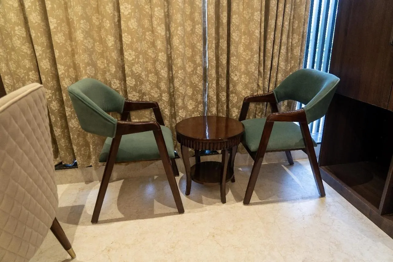 Hotel Anant Inn Varanasi India