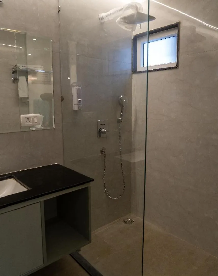 Hotel Anant Inn Varanasi 3*,