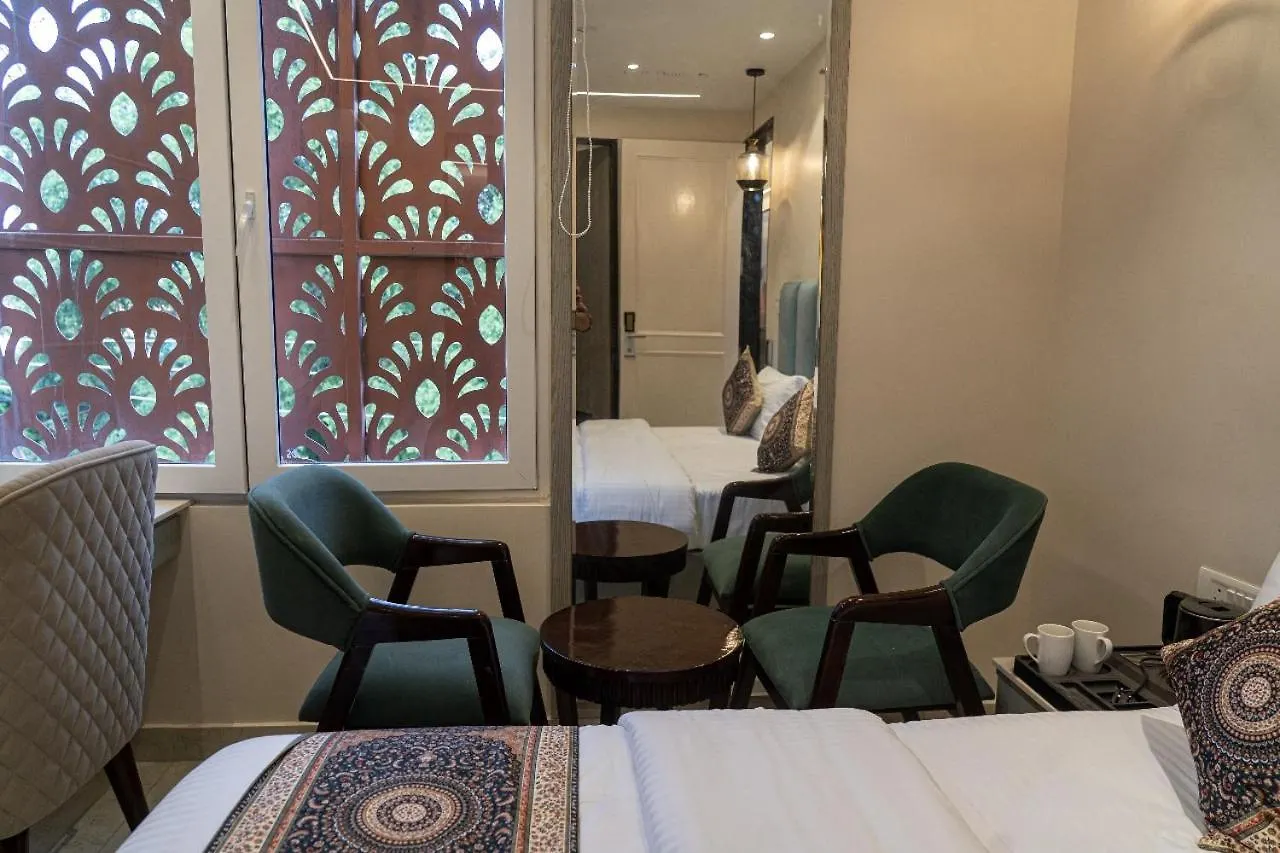 Hotel Anant Inn Varanasi 3*,