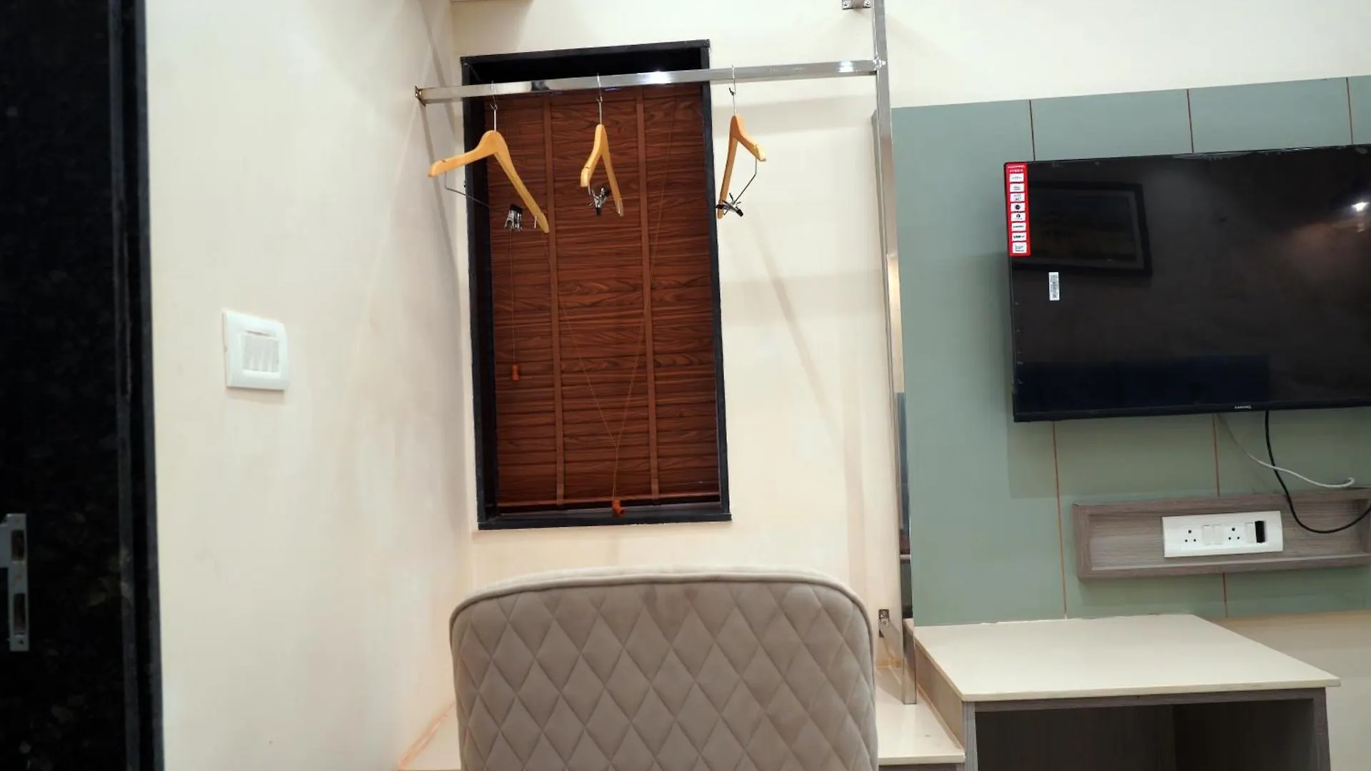 Hotel Anant Inn Varanasi