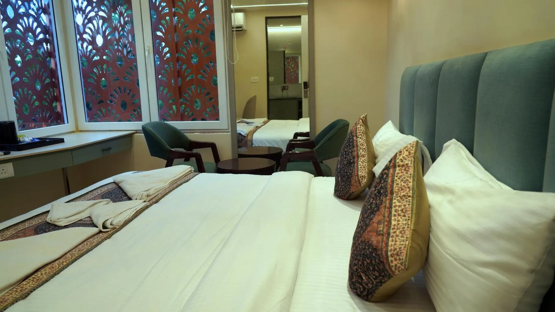 Hotel Anant Inn Varanasi India