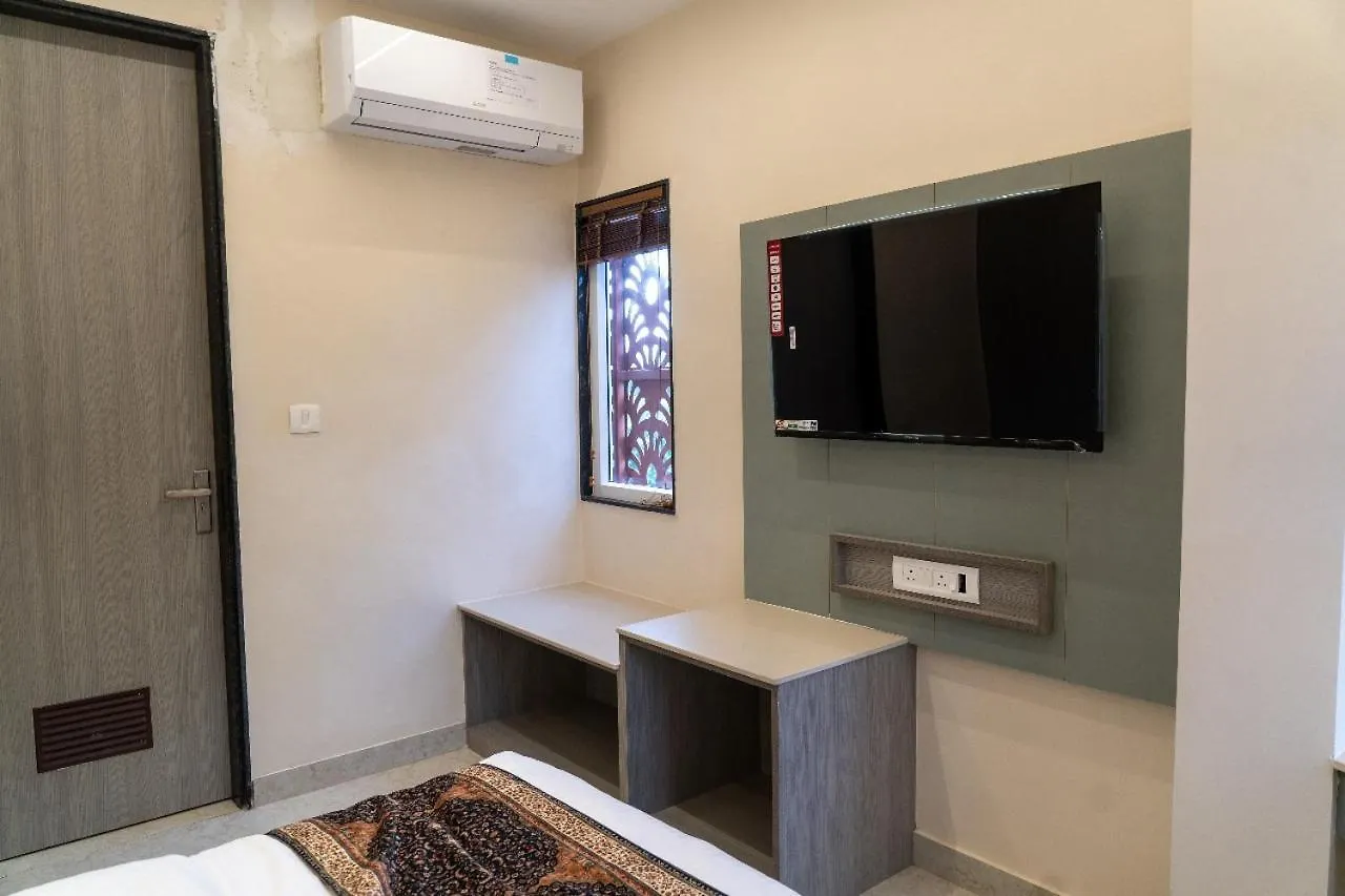 Hotel Anant Inn 瓦拉纳西