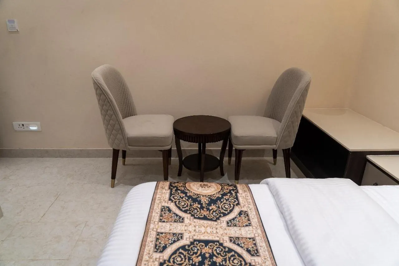 Hotel Anant Inn 瓦拉纳西