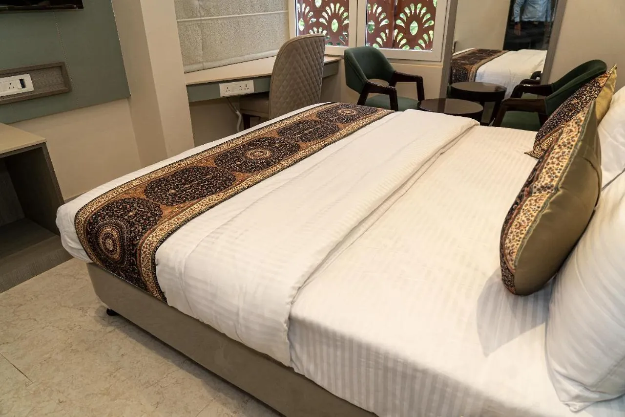 Hotel Anant Inn 瓦拉纳西